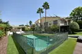 Villa 9 Schlafzimmer 1 048 m² Benidorm, Spanien
