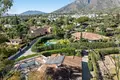 Haus 4 Schlafzimmer 400 m² Dos Hermanas, Spanien