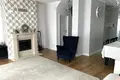 Commercial property 180 m² in Warsaw, Poland