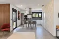 Дом 5 комнат 368 м² Торревьеха, Испания