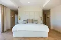 6 bedroom house 665 m² Artola, Spain