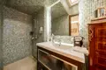 Wohnung 3 Schlafzimmer 275 m² Marbella, Spanien