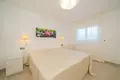 4-Schlafzimmer-Villa 246 m² lAlfas del Pi, Spanien