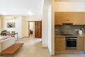 Mieszkanie 2 pokoi 100 m² Kouklia, Cypr