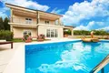 Villa de tres dormitorios 250 m² Omisalj, Croacia