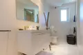 Villa de 6 chambres 500 m² en France, France