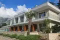 Apartamentos multinivel 3 habitaciones 124 m² Skaljari, Montenegro