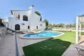 Villa de 4 dormitorios 150 m² Orihuela, Španjolska