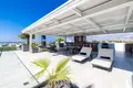 Mieszkanie 3 pokoi 145 m² Pafos, Cypr