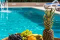 villa de 5 chambres 246 m² Kastel Stafilic, Croatie