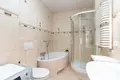 Commercial property 53 m² in Warsaw, Poland