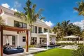 6 bedroom villa 758 m² Quatre Cocos VCA, Mauritius