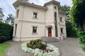 Дом 5 комнат  Юрмала, Латвия