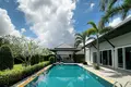Villa de tres dormitorios 360 m² Thalang, Tailandia