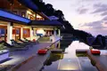 villa de 5 chambres 1 550 m² Ban Bang Thao, Thaïlande