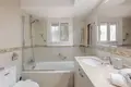 3 bedroom house 287 m² Dos Hermanas, Spain