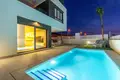 3-Schlafzimmer-Villa 129 m² Urbanizacion Dona Pepa, Spanien