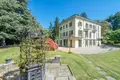 Villa 1 500 m² Casciago, Italien