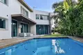 Maison 4 chambres 249 m² Lakatameia, Chypre