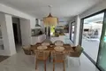 Willa 4 pokoi 200 m² w Peyia, Cypr