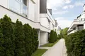 Mieszkanie 3 pokoi 65 m² Warszawa, Polska