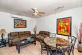Kondominium 1 Schlafzimmer 63 m² West Bay, Honduras