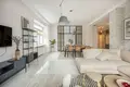 Mieszkanie 4 pokoi 136 m² Warszawa, Polska