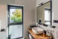 4-Schlafzimmer-Villa 300 m² Omisalj, Kroatien