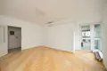 Mieszkanie 3 pokoi 137 m² Warszawa, Polska