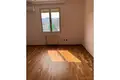 Office 1 room 131 m² in Tirana Municipality, Albania