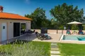 Дом 4 спальни 230 м² Город Пула, Хорватия