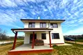 Дом 4 комнаты 181 м² Zlatitrap, Болгария