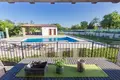 4 bedroom Villa 220 m² Grad Pula, Croatia