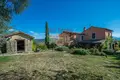 Commercial property 930 m² in Narni, Italy
