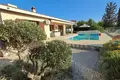 Bungalow 3 chambres  Monagrouli, Chypre