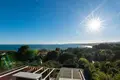 4 bedroom house 220 m² Dos Hermanas, Spain