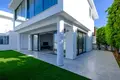 Casa 5 habitaciones 285 m² Dromolaxia, Chipre