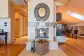 2 bedroom penthouse 200 m² Rafailovici, Montenegro