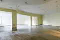 Propiedad comercial 3 habitaciones 200 m² en Riga, Letonia