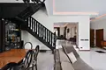 Casa 5 habitaciones 328 m² Riga, Letonia