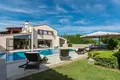 Casa 4 habitaciones 300 m² Opcina Marcana, Croacia