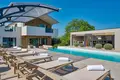 Haus 5 Schlafzimmer 350 m² Vodnjan, Kroatien