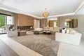 Haus 5 Schlafzimmer 1 023 m² San Pedro Alcantara, Spanien