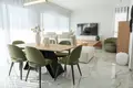 3 bedroom villa 198 m² Urbanizacion Dona Pepa, Spain
