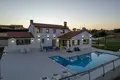 3 bedroom villa 200 m² Umag, Croatia