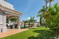 Haus 3 Schlafzimmer 210 m² Dos Hermanas, Spanien
