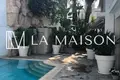 5 bedroom house 670 m² in Nicosia, Cyprus