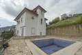 Дом 4 комнаты  Аланья, Турция