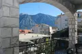 villa de 5 dormitorios 300 m² Muo, Montenegro