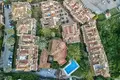 Mieszkanie 4 pokoi 260 m² Dos Hermanas, Hiszpania